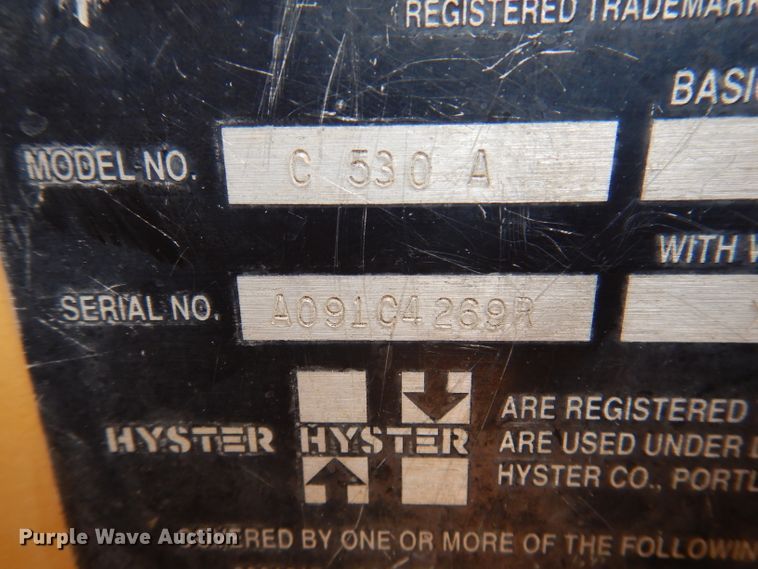 image for item IN9904 Hyster C530A  pneumatic roller