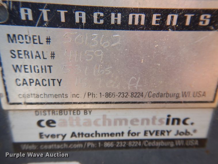 image for item IP9530 2014 Caterpillar 236D  skid steer loader