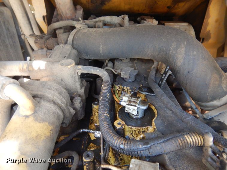 image for item IP9530 2014 Caterpillar 236D  skid steer loader