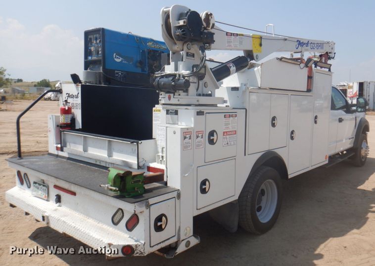 image for item IP9531 2017 Ford F550 Super Duty  SuperCab utility / service truck