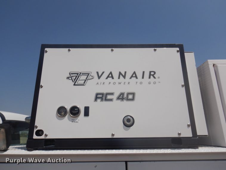 image for item IP9531 2017 Ford F550 Super Duty  SuperCab utility / service truck