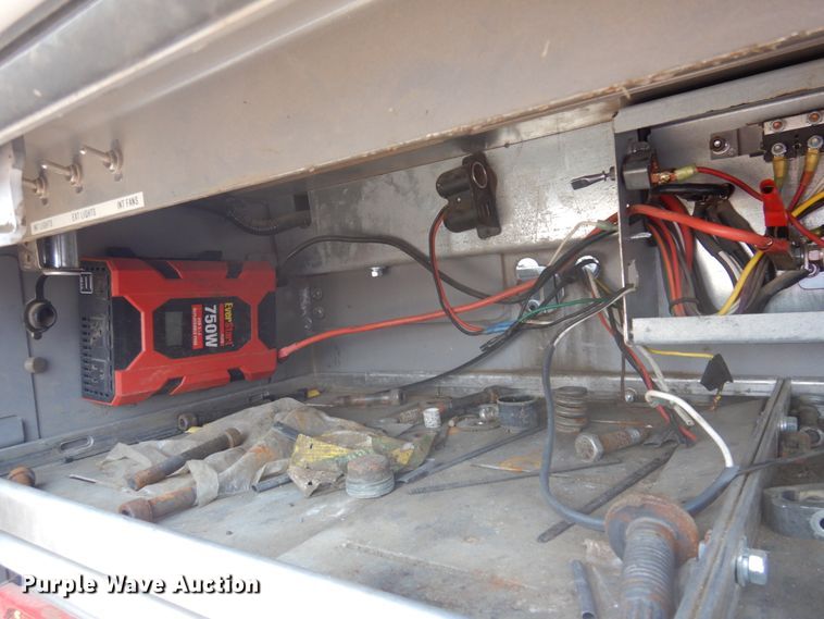 image for item IP9531 2017 Ford F550 Super Duty  SuperCab utility / service truck