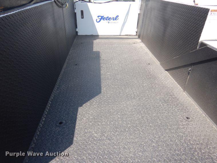 image for item IP9531 2017 Ford F550 Super Duty  SuperCab utility / service truck