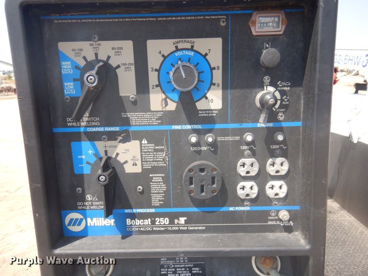 image for item IP9531 2017 Ford F550 Super Duty  SuperCab utility / service truck