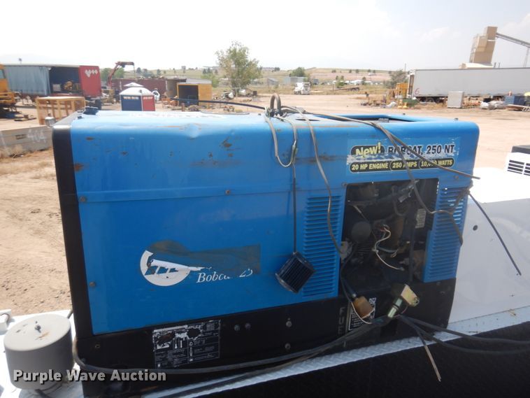 image for item IP9531 2017 Ford F550 Super Duty  SuperCab utility / service truck