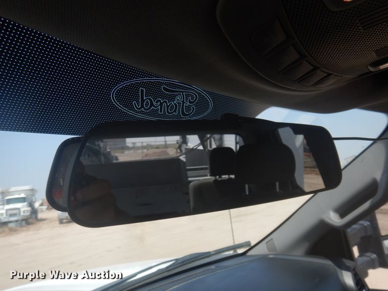 image for item IP9531 2017 Ford F550 Super Duty  SuperCab utility / service truck