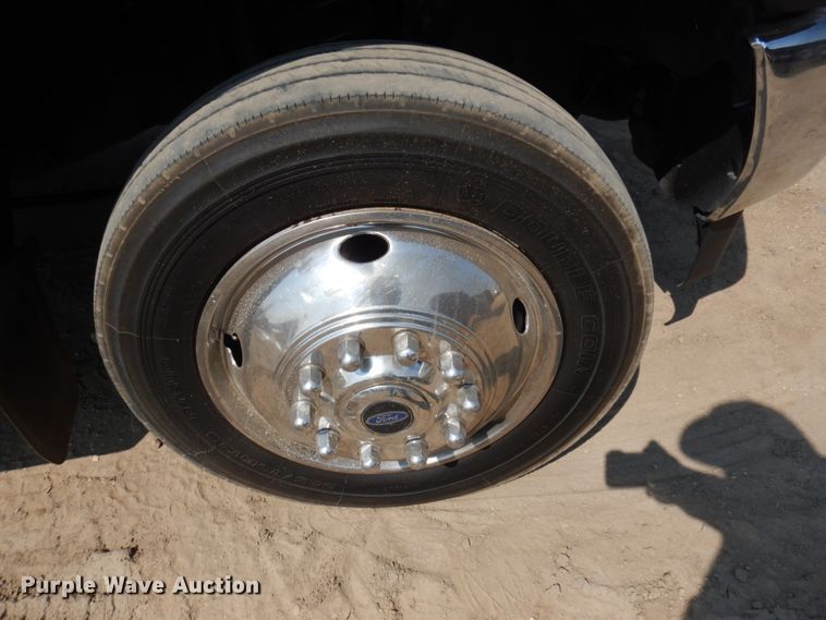 image for item IP9531 2017 Ford F550 Super Duty  SuperCab utility / service truck