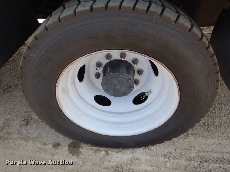 image for item IP9531 2017 Ford F550 Super Duty  SuperCab utility / service truck