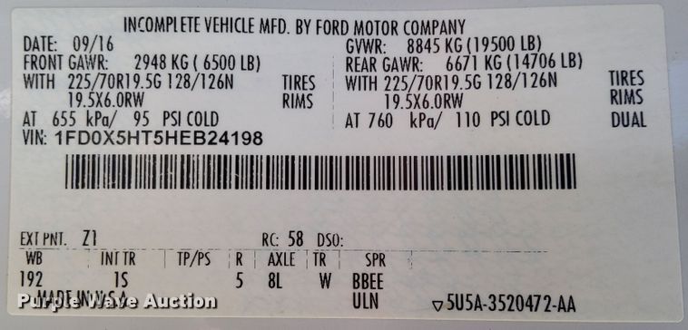 image for item IP9531 2017 Ford F550 Super Duty  SuperCab utility / service truck