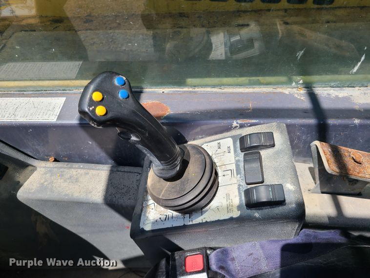 image for item IU9330 2006 Gehl DL10H55  telehandler