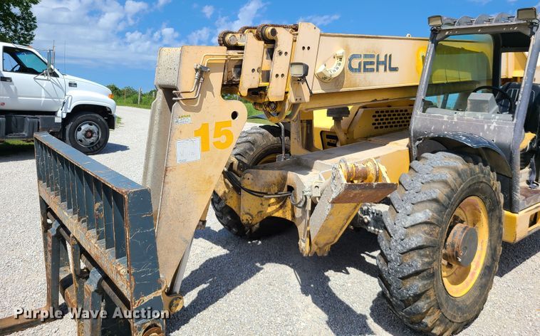 image for item IU9330 2006 Gehl DL10H55  telehandler