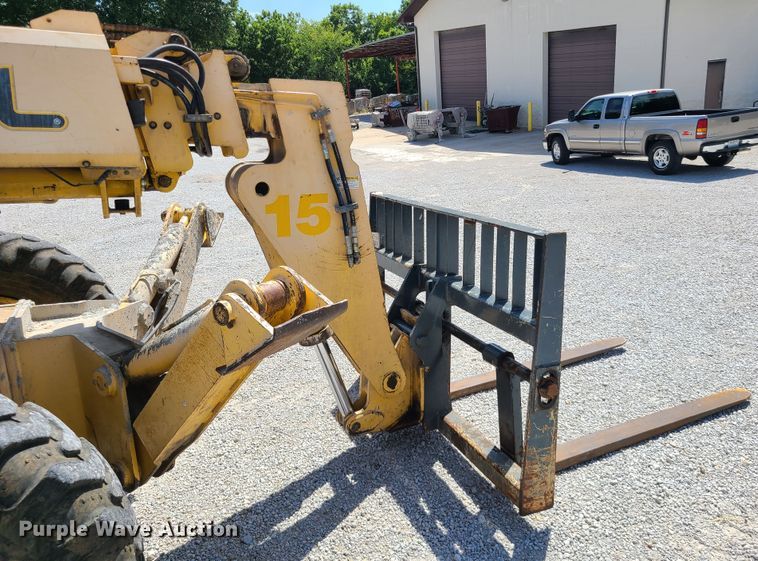 image for item IU9330 2006 Gehl DL10H55  telehandler
