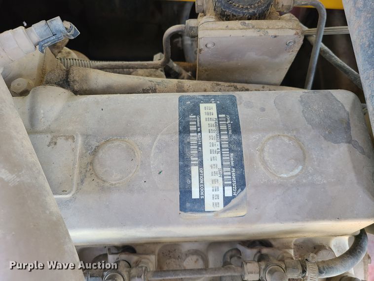 image for item IU9330 2006 Gehl DL10H55  telehandler