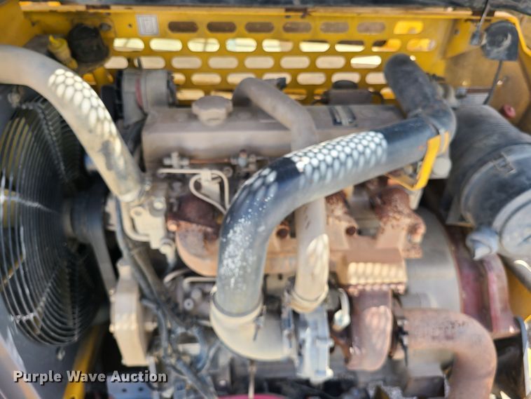 image for item IU9330 2006 Gehl DL10H55  telehandler