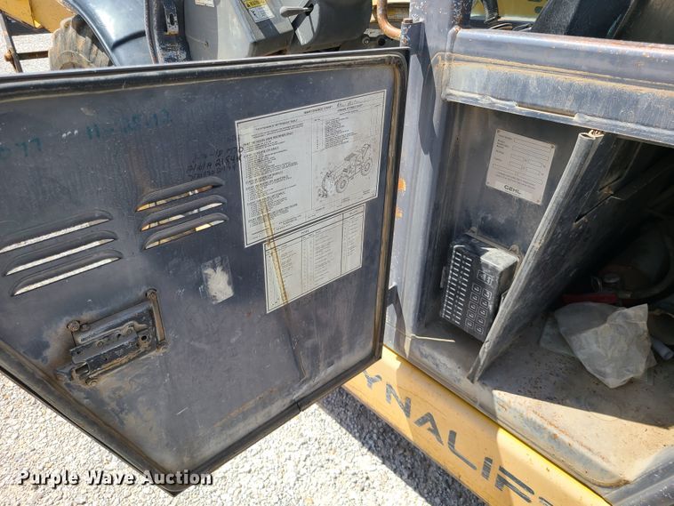 image for item IU9330 2006 Gehl DL10H55  telehandler