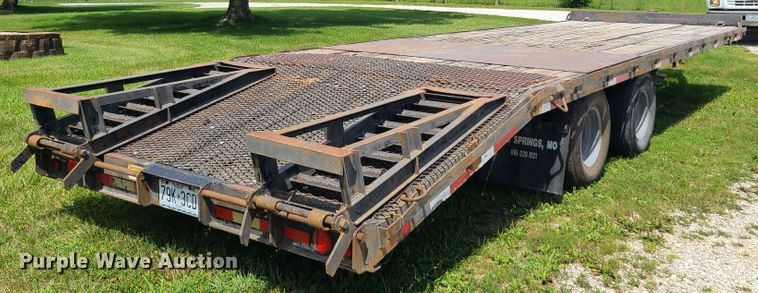 image for item IU9332 1999 Hillsboro Industries Inc. S627-TD-BT  equipment trailer
