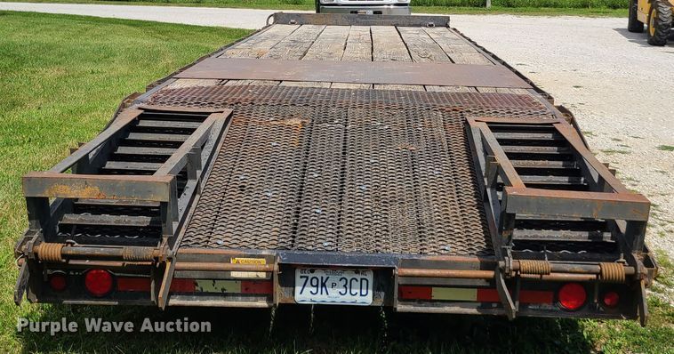 image for item IU9332 1999 Hillsboro Industries Inc. S627-TD-BT  equipment trailer