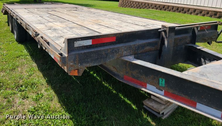 image for item IU9332 1999 Hillsboro Industries Inc. S627-TD-BT  equipment trailer