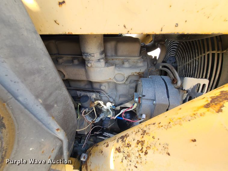 image for item IU9333 1996 Gehl Dynalift 553  telehandler