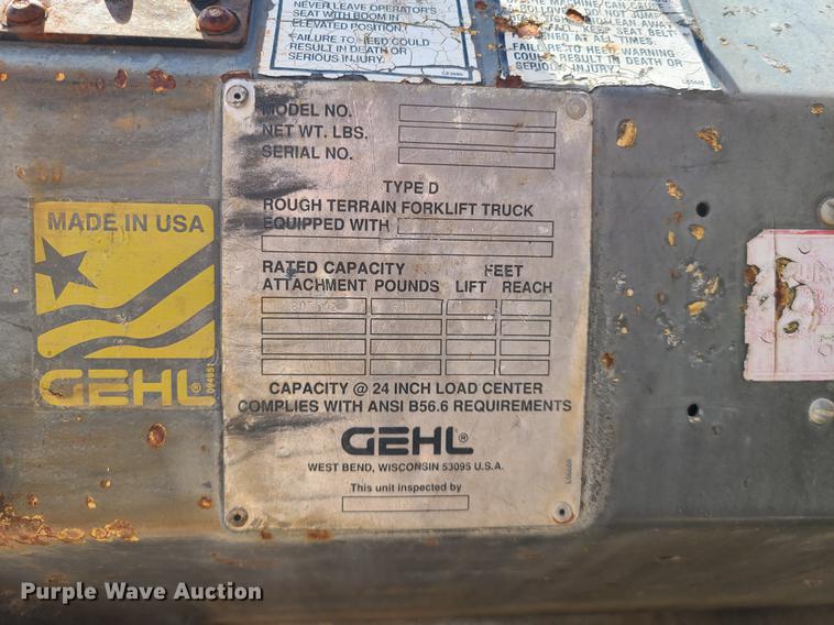 image for item IU9333 1996 Gehl Dynalift 553  telehandler