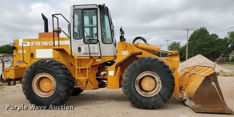 image for item IX9966 1994 Fiat-Hitachi FR160  wheel loader