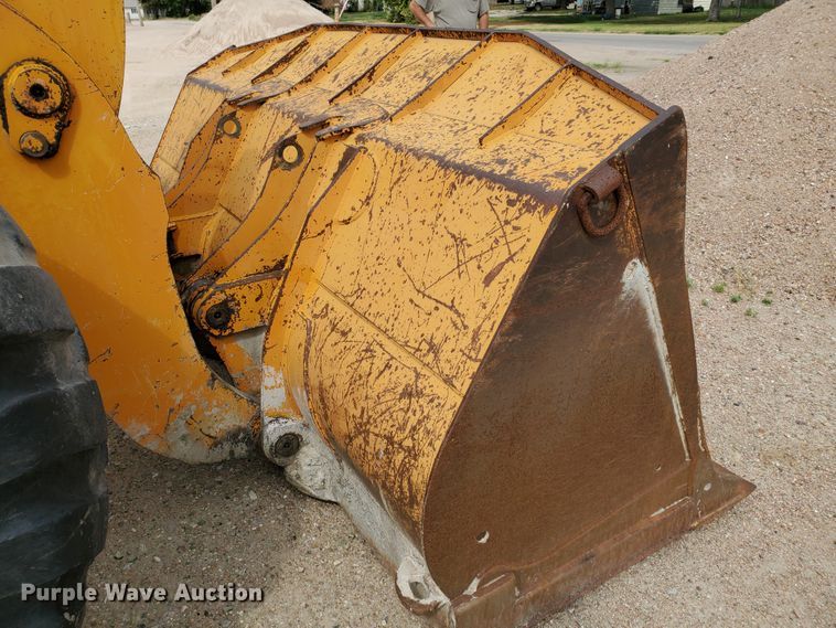 image for item IX9966 1994 Fiat-Hitachi FR160  wheel loader