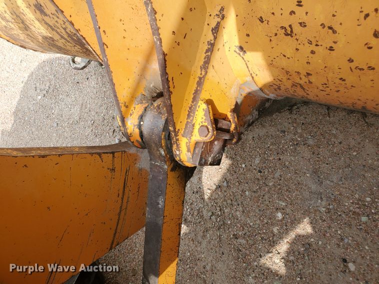 image for item IX9966 1994 Fiat-Hitachi FR160  wheel loader