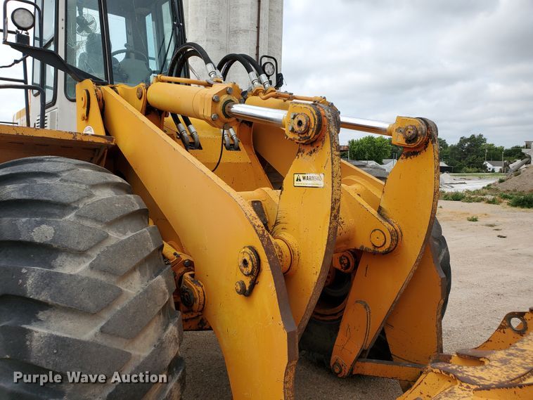 image for item IX9966 1994 Fiat-Hitachi FR160  wheel loader