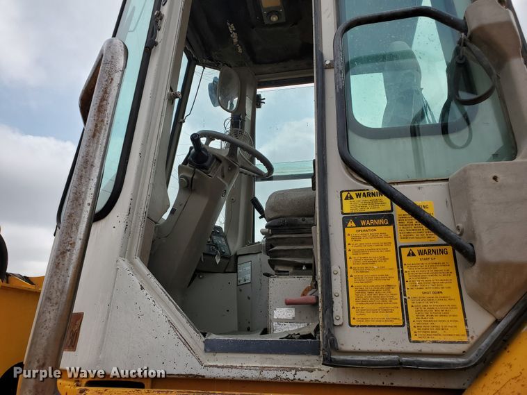 image for item IX9966 1994 Fiat-Hitachi FR160  wheel loader