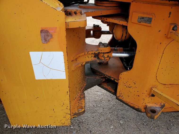 image for item IX9966 1994 Fiat-Hitachi FR160  wheel loader