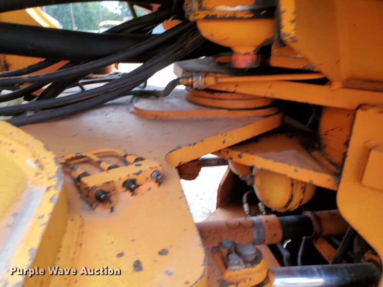 image for item IX9966 1994 Fiat-Hitachi FR160  wheel loader