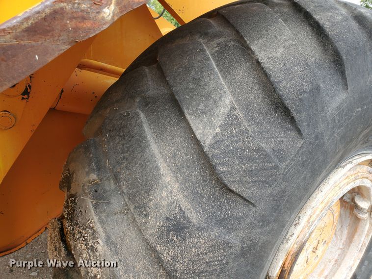 image for item IX9966 1994 Fiat-Hitachi FR160  wheel loader