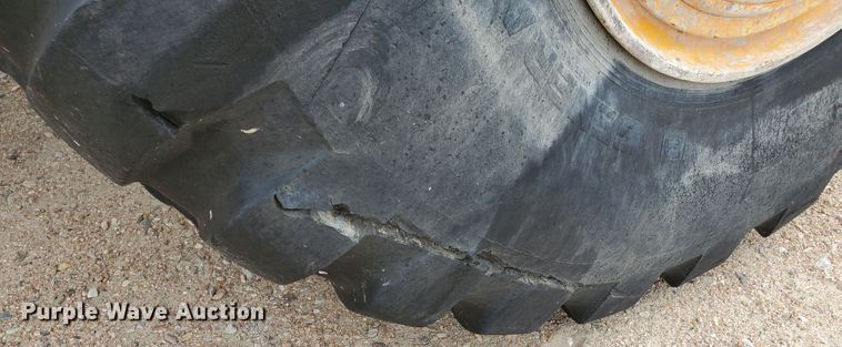 image for item IX9966 1994 Fiat-Hitachi FR160  wheel loader