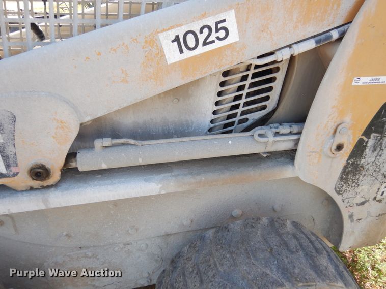 image for item JA9000 2000 Caterpillar 246  skid steer loader