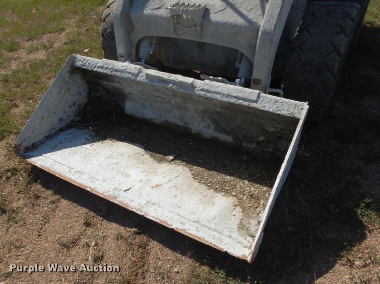 image for item JA9000 2000 Caterpillar 246  skid steer loader