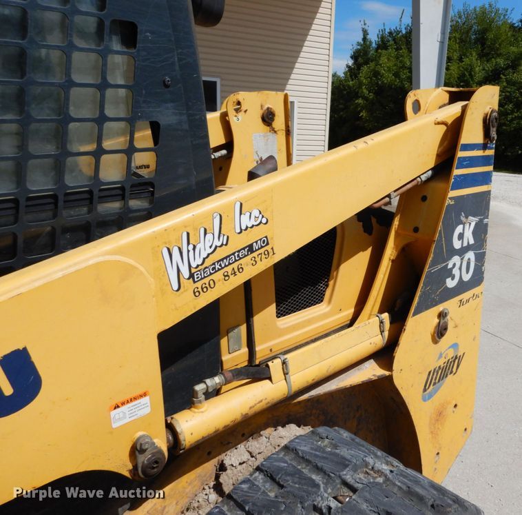 image for item JA9005 2008 Komatsu CK30-1  tracked skid steer loader