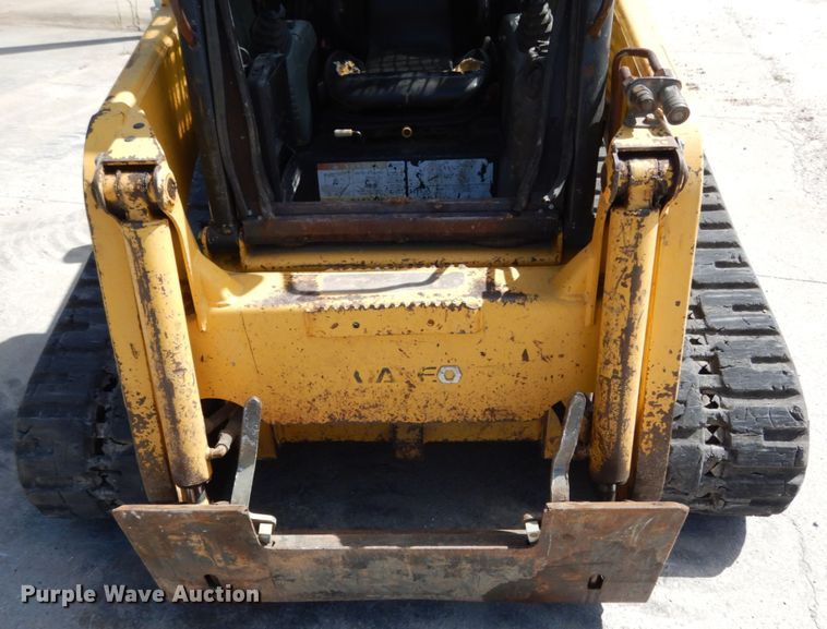 image for item JA9005 2008 Komatsu CK30-1  tracked skid steer loader