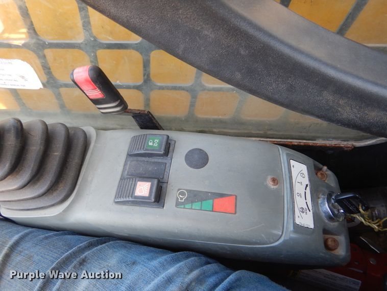 image for item JA9005 2008 Komatsu CK30-1  tracked skid steer loader