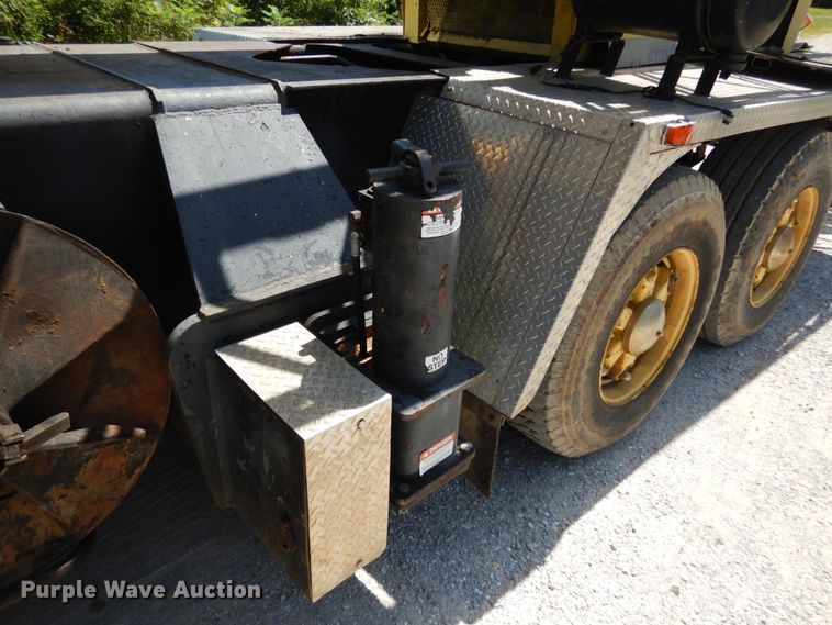 image for item JA9006 1974 Grove 8450G  crane