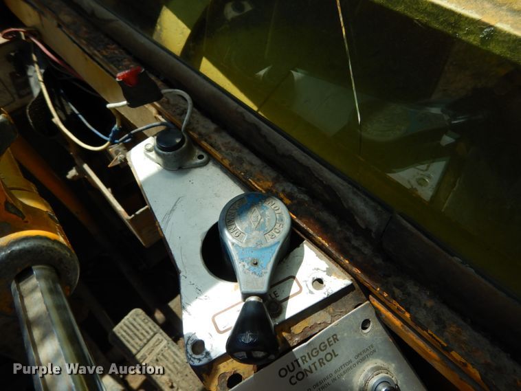 image for item JA9006 1974 Grove 8450G  crane