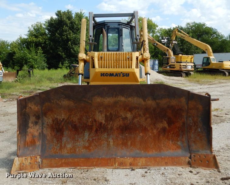 image for item JA9009 1994 Komatsu D65EX-12  dozer