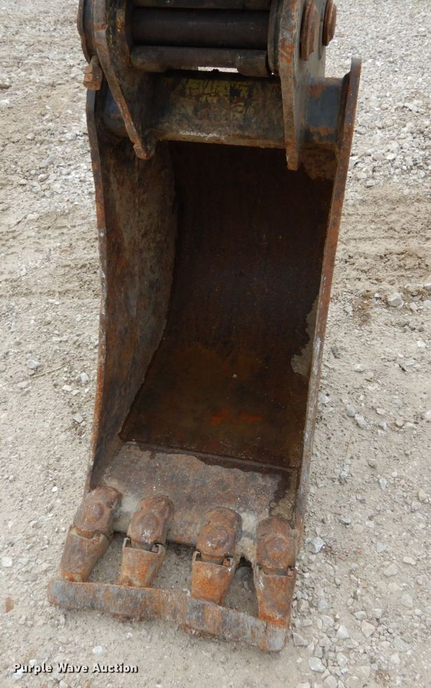 image for item JA9010 2004 Komatsu PC78MR-6  mini excavator