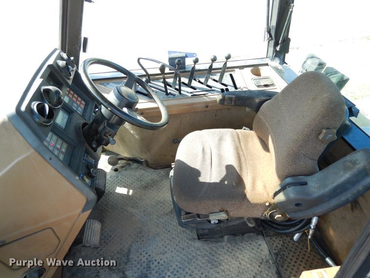 image for item JA9011 1992 Caterpillar Challenger 65B  track tractor