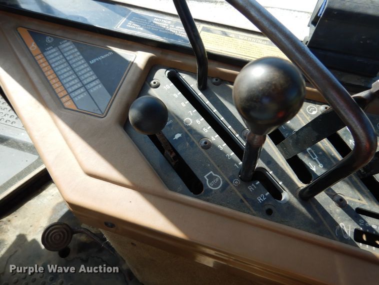 image for item JA9011 1992 Caterpillar Challenger 65B  track tractor