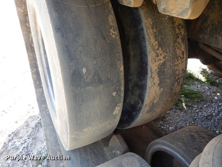 image for item JA9011 1992 Caterpillar Challenger 65B  track tractor