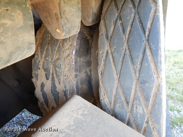 image for item JA9011 1992 Caterpillar Challenger 65B  track tractor