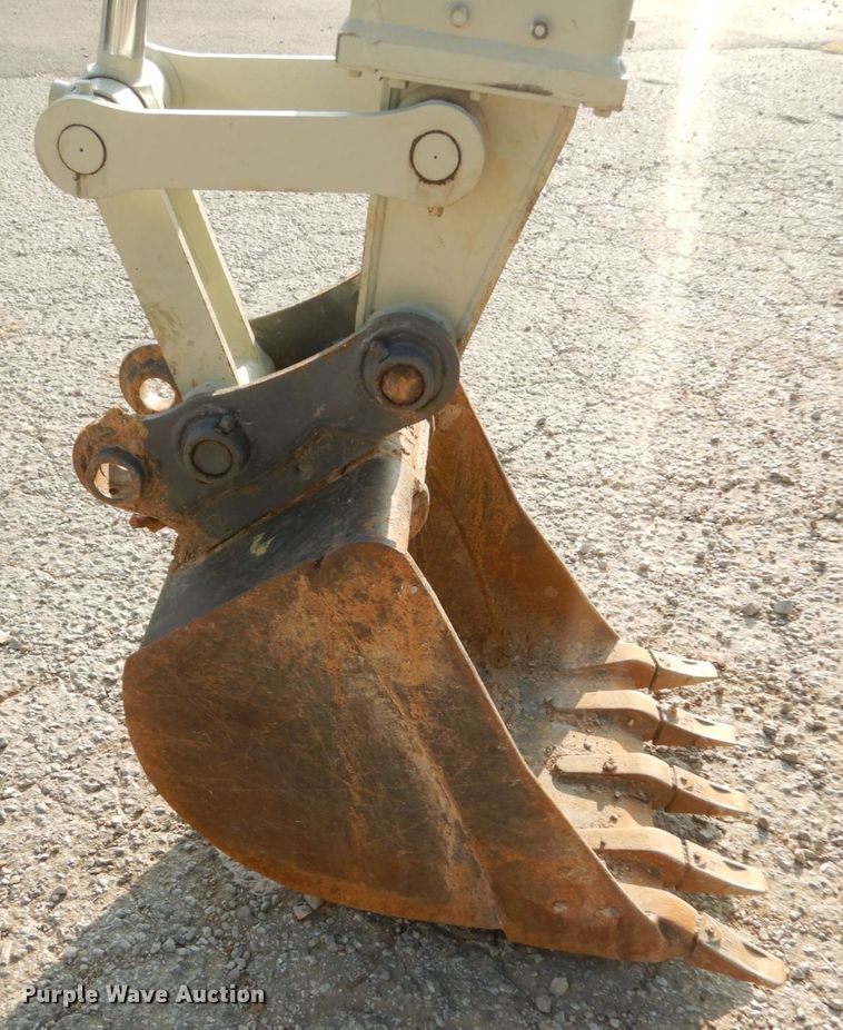 image for item JI9431 2003 Takeuchi TB145  mini excavator