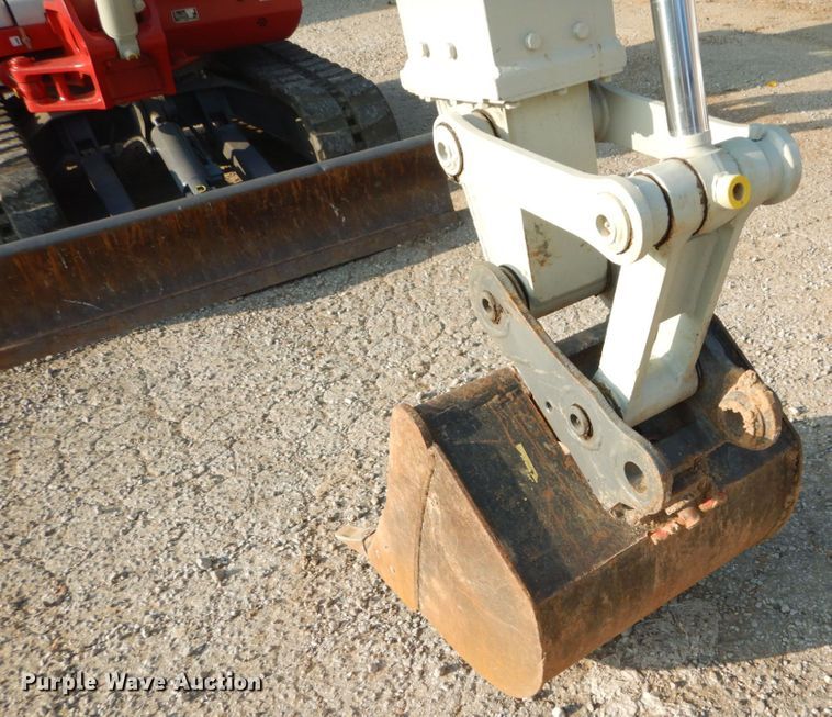 image for item JI9431 2003 Takeuchi TB145  mini excavator