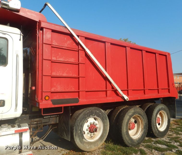 image for item JI9432 2003 Mack CV713  dump truck