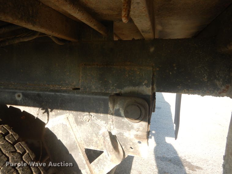 image for item JI9432 2003 Mack CV713  dump truck